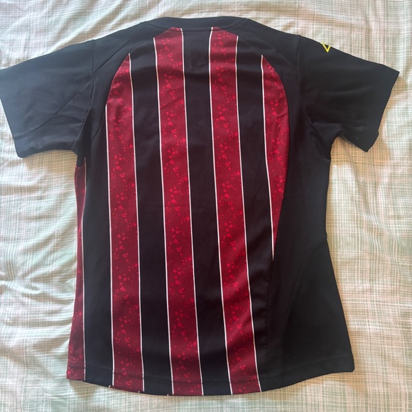 Manchester City Away Jersey NWT with Thomas Cook sponsorship - Picture 4 of 6